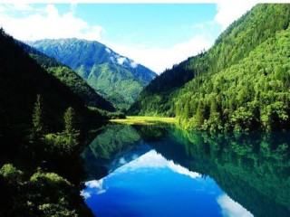 九寨沟天气预报，四季变幻中的仙境时光