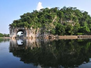 桂林旅游攻略，必去景点全收录，山水画卷尽收眼底