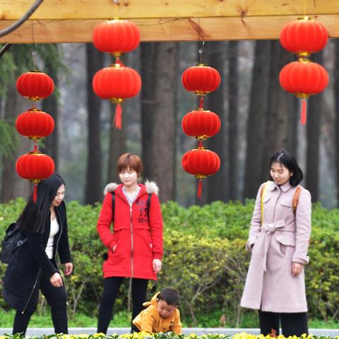 湖北未来15天天气预报，晴雨交织，气温起伏需留意
